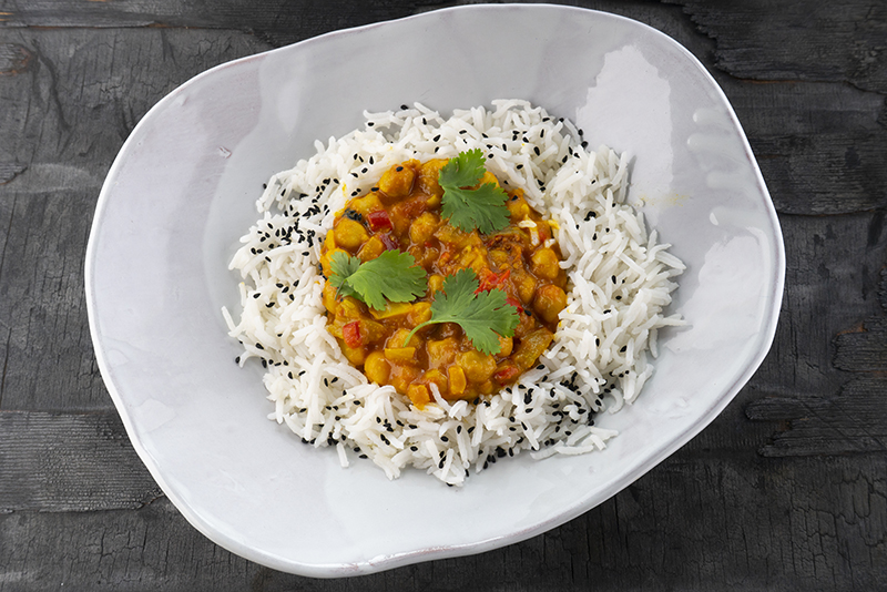 Curry vegetarian cu orez basmati